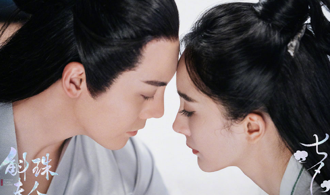 探秘小巷獨(dú)特小店，劉凱威與楊冪新劇揭曉！