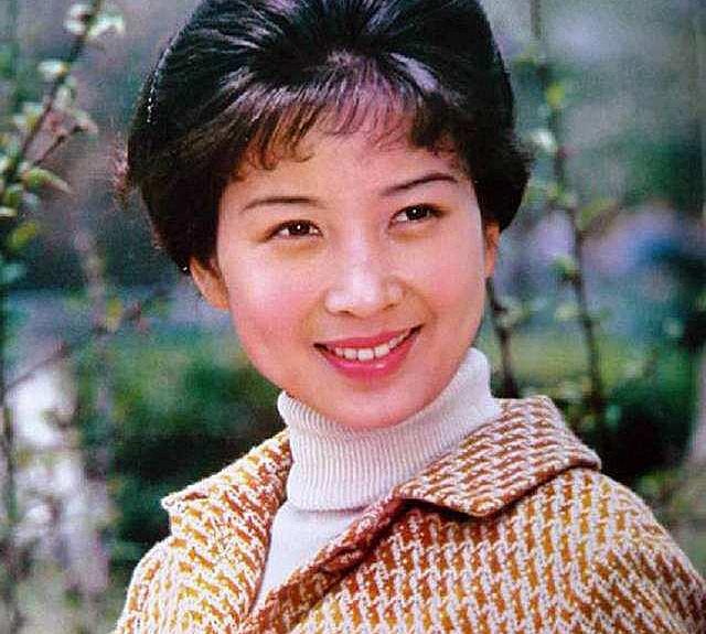 京劇老生演員的秘密戲樓之旅