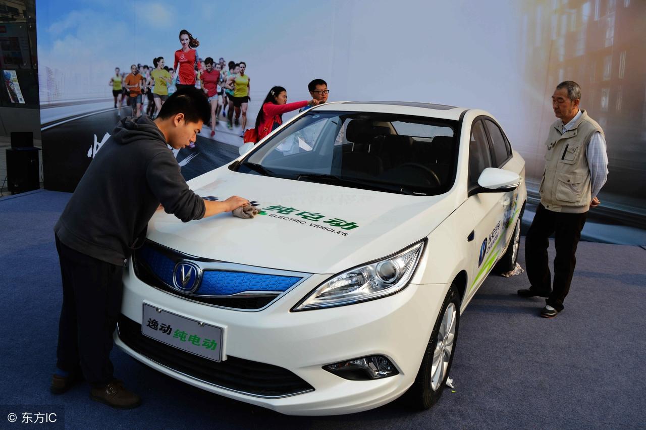 四川長虹股票行情走勢分析與高科技產(chǎn)品體驗(yàn)介紹概覽