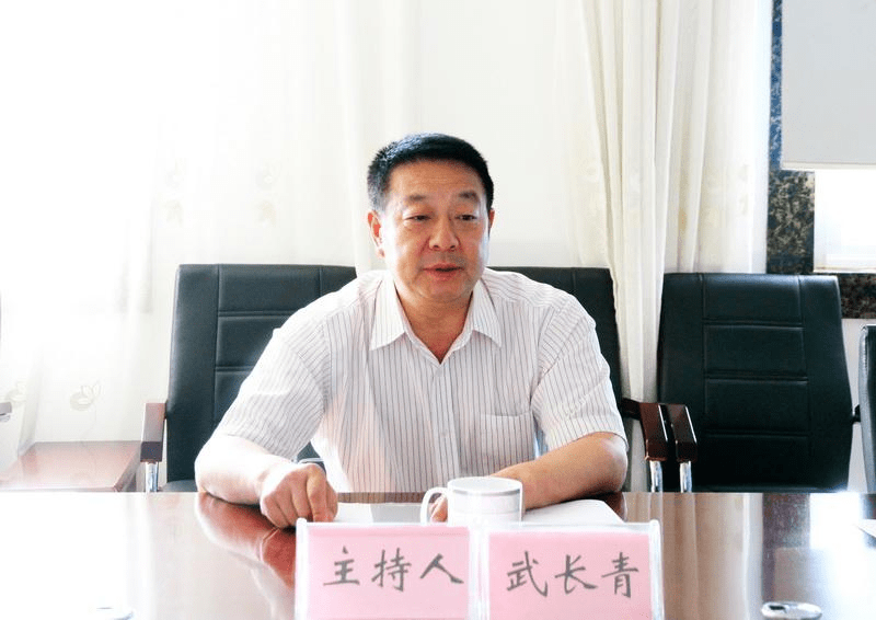 武長(zhǎng)青的日常趣事與友情的溫馨紐帶之旅