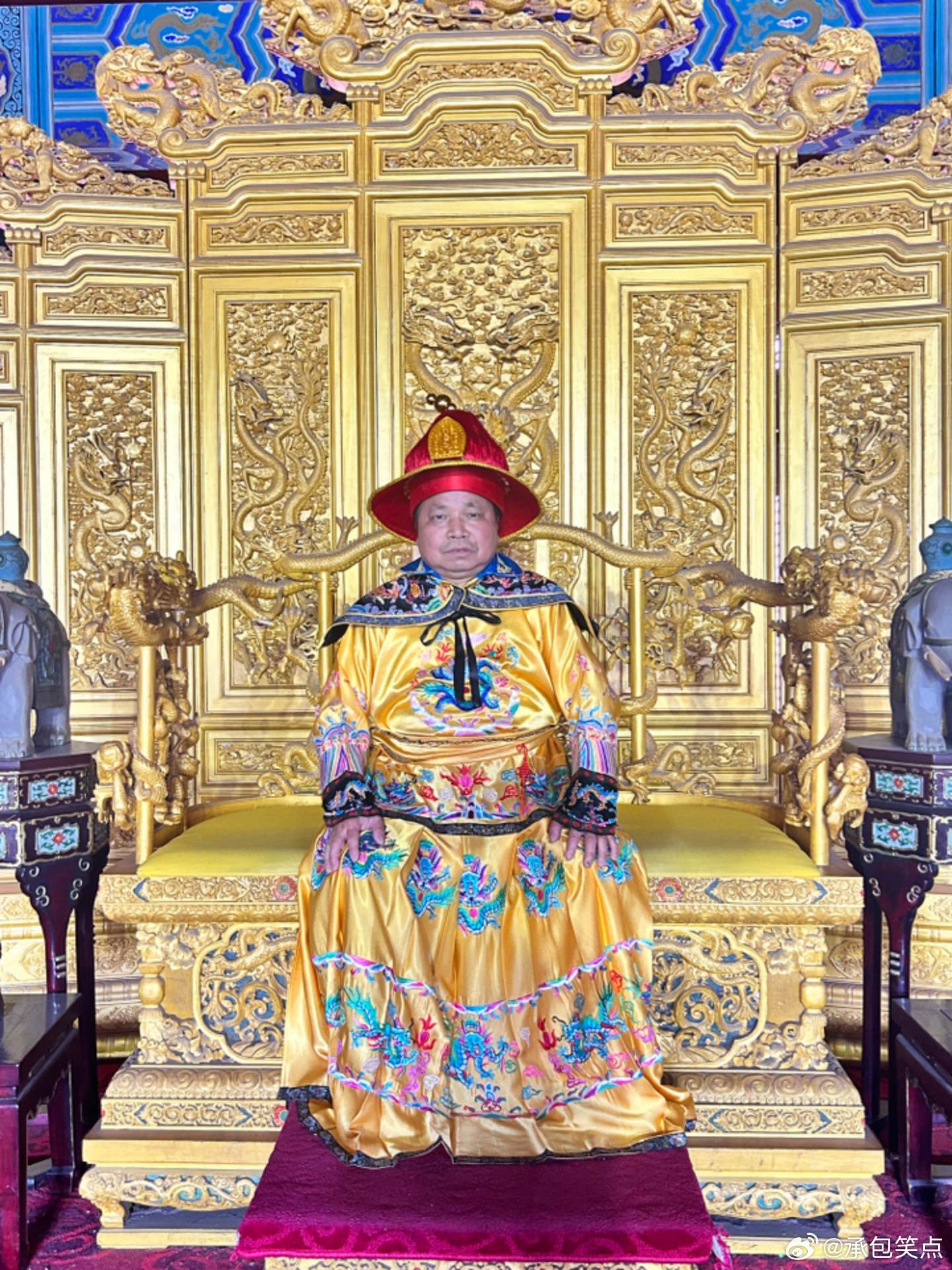 古代最新皇帝的權(quán)力與時(shí)代的交織之路