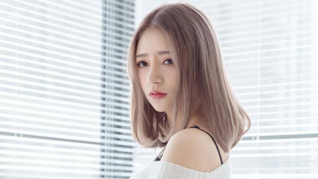 催眠高莜柔，變化、學(xué)習(xí)與自信的力量最新章節(jié)