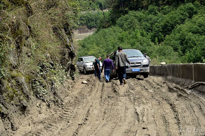 通麥天險最新路況視頻，安全出行必備，實時掌握路況信息
