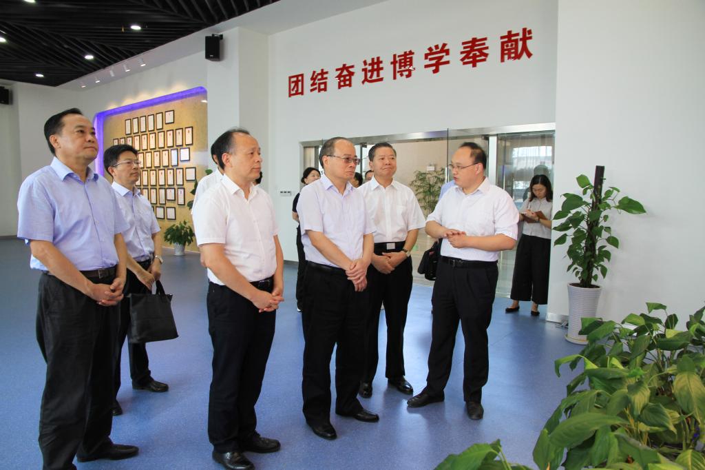 安理家園最新動態(tài)，學(xué)習(xí)之光照亮未來，自信與成就感的培育地